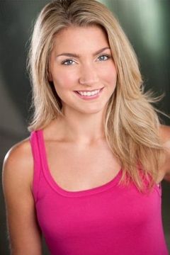 Haley Busch interpreta Grace