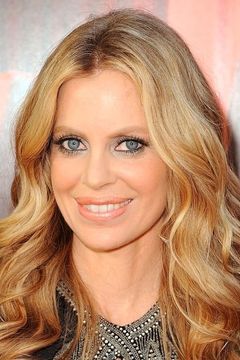 Kristin Bauer van Straten interpreta Maleficent