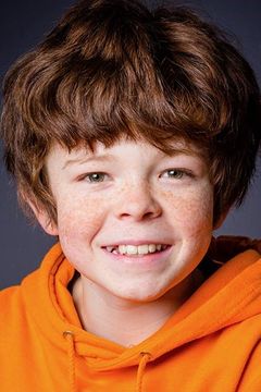 Paddy Holland interpreta Monty
