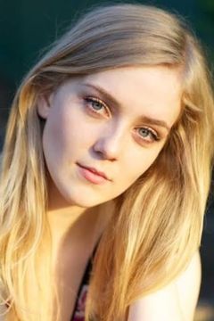 Hannah Barlow interpreta Ticket Holder