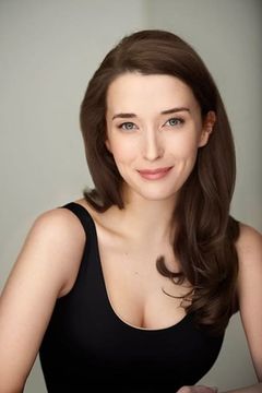 Charlotte Hegele interpreta Hostess