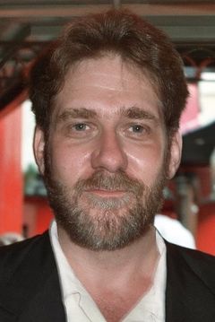 Richard Masur interpreta Clark