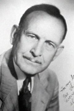 Frank M. Thomas interpreta Dr. Jepson