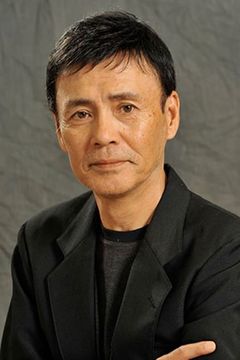 Daisuke Ban interpreta Heihachirô Ikuma