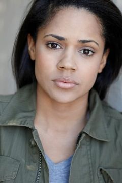 Amaris Davidson interpreta Nurse