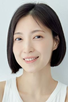 Jeon Su-ji interpreta Hee-joon's Mother