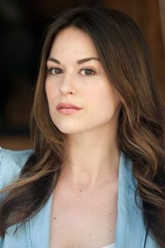Rachel Hendrix interpreta Becky