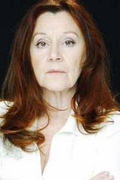 Carla Mancini interpreta suora (non accreditata)
