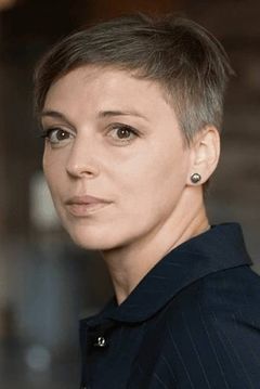 Nelly Uvarova interpreta Sona