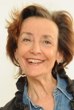 Lucienne Deschamps interpreta La Cornelys Ball Guest #3