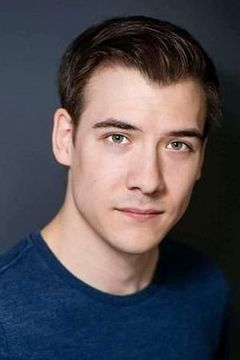 Aidan Drummond interpreta Michael Gant