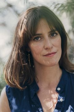 Leslie Feist interpreta Smalltown Resident