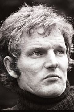 Terence Taplin interpreta Groundskeeper