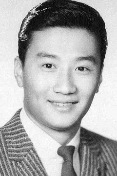 Patrick Tse Yin interpreta Hung