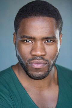 Will Mondrich interpreta Martins Imhangbe