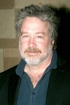 Tom Hulce interpreta Henry Clerval