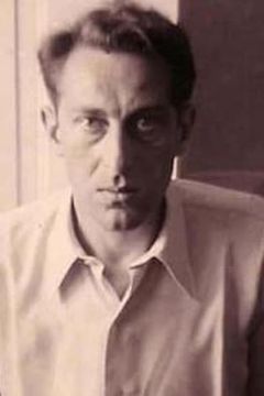 Jacques Brunius interpreta Customs Official