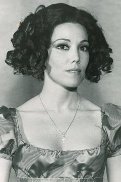 Maria Grazia Spina interpreta Gervasi's Wife