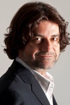Massimo Bagnato interpreta Fausto