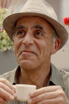 Frank Ferrucci interpreta Hector