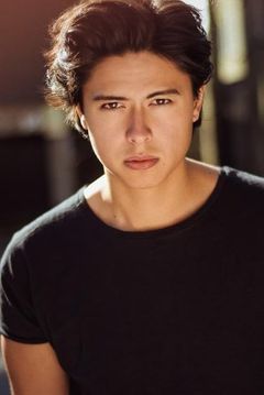 Jordan Connor interpreta Sweet Pea