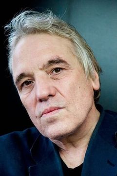 Abel Ferrara interpreta Pat