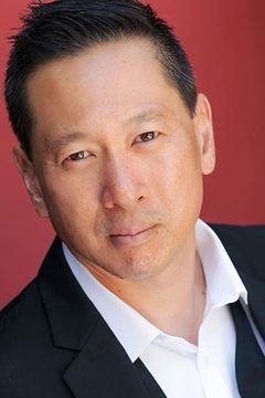 Stanton Lee interpreta Crane Security Operative (uncredited)