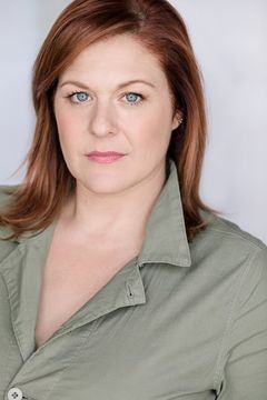 Jenica Bergere interpreta Officer Kanani