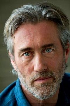Roy Dupuis interpreta The Turk