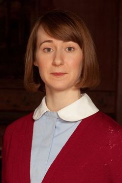 Bryony Hannah interpreta Alice