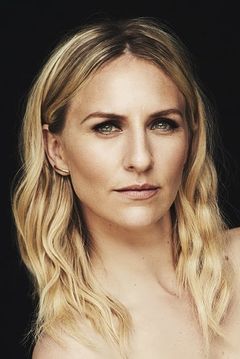 Mickey Sumner interpreta Francesca