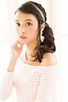 Nicole Ishida interpreta Sarii Machida