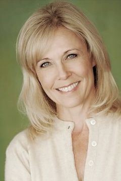 Maryanne Nagel interpreta Mrs. Antwerp
