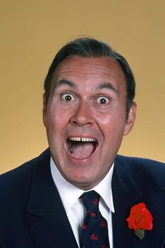 Willard Scott interpreta Self
