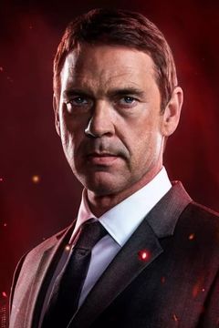 Dougray Scott interpreta Marcus Grainger