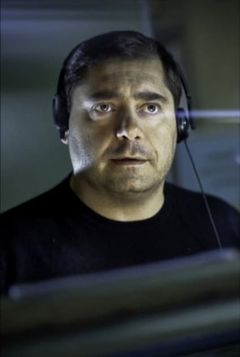 Fabrizio Vidale interpreta Angelo Roncalli (young)