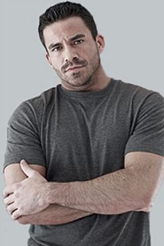 Derek Boone interpreta Lt. Krycek
