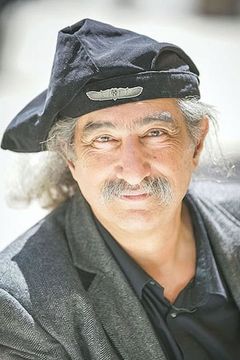 Paul David Magid interpreta Tarak