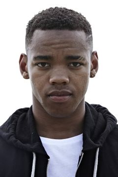 Joivan Wade interpreta Isaiah