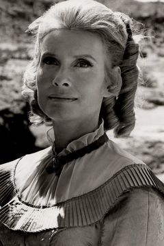 Marian McCargo interpreta Ann