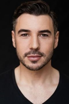Saša Kekez interpreta Goran Kalkbrenner