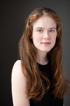 Callie Harlow interpreta Daughter