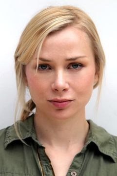 Mika Boorem interpreta Megan Rose