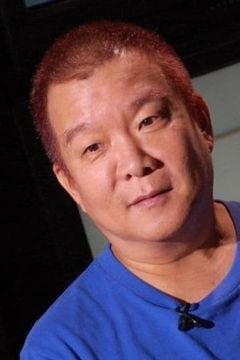 Mang Hoi interpreta Chinese junk crew (uncredited)