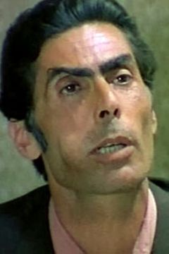 Calogero Azzaretto interpreta Prigioniero messicano