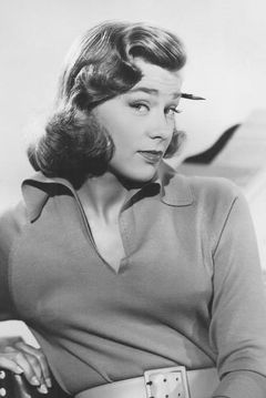 Nita Talbot interpreta Woman in Bar (uncredited)