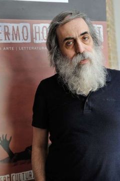 Franco Maresco interpreta Self
