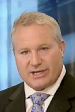 Marty McSorley interpreta Boston Bruins Coach