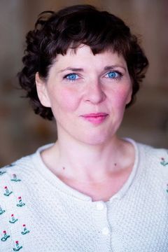 Catalina Navarro Kirner interpreta Renate Huber