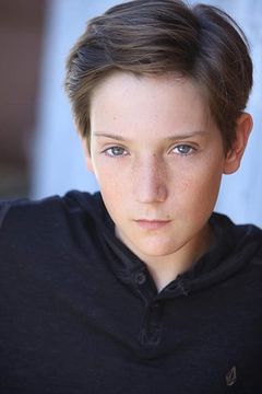 Jackson A. Dunn interpreta Scott Lang (12 Years Old)